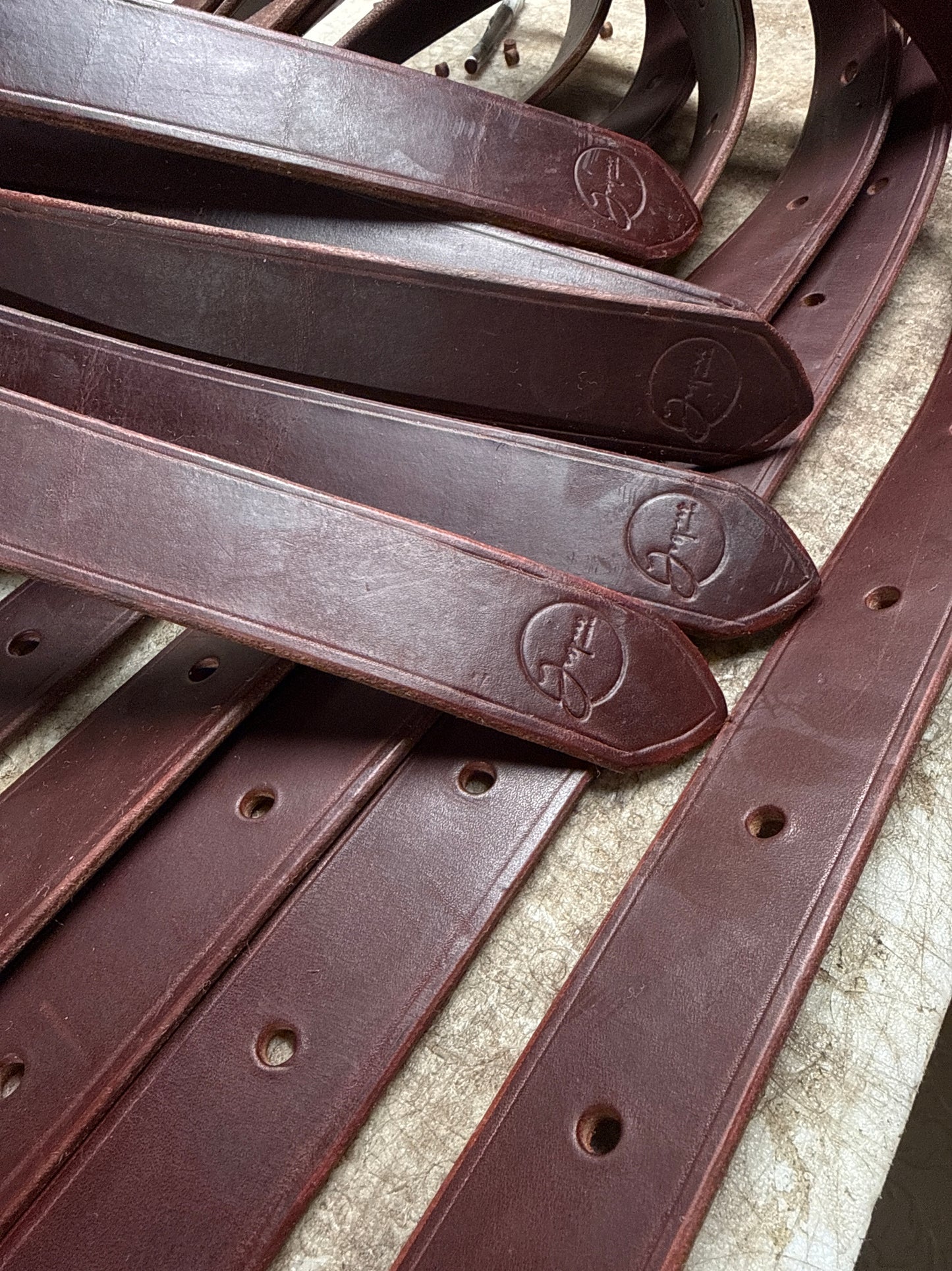 Premium Saddle latigo -Single