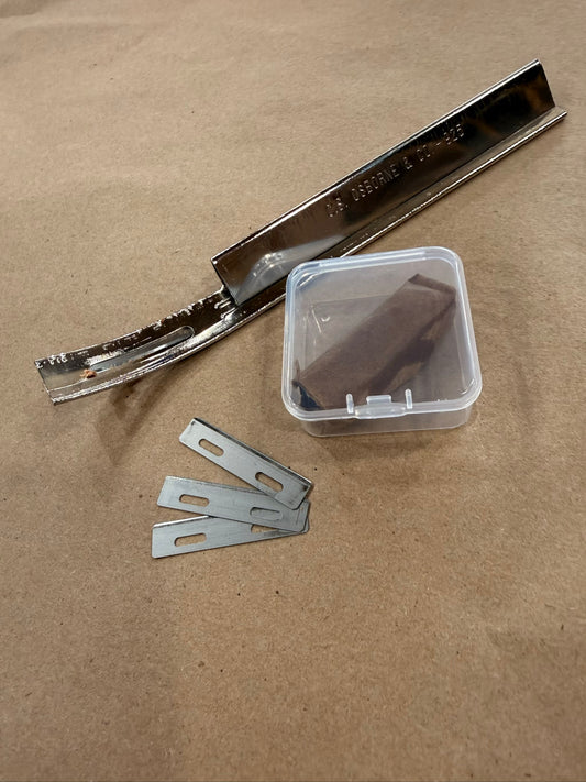 Injector blades